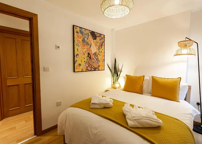 Elegance At The Lanes-3Bd