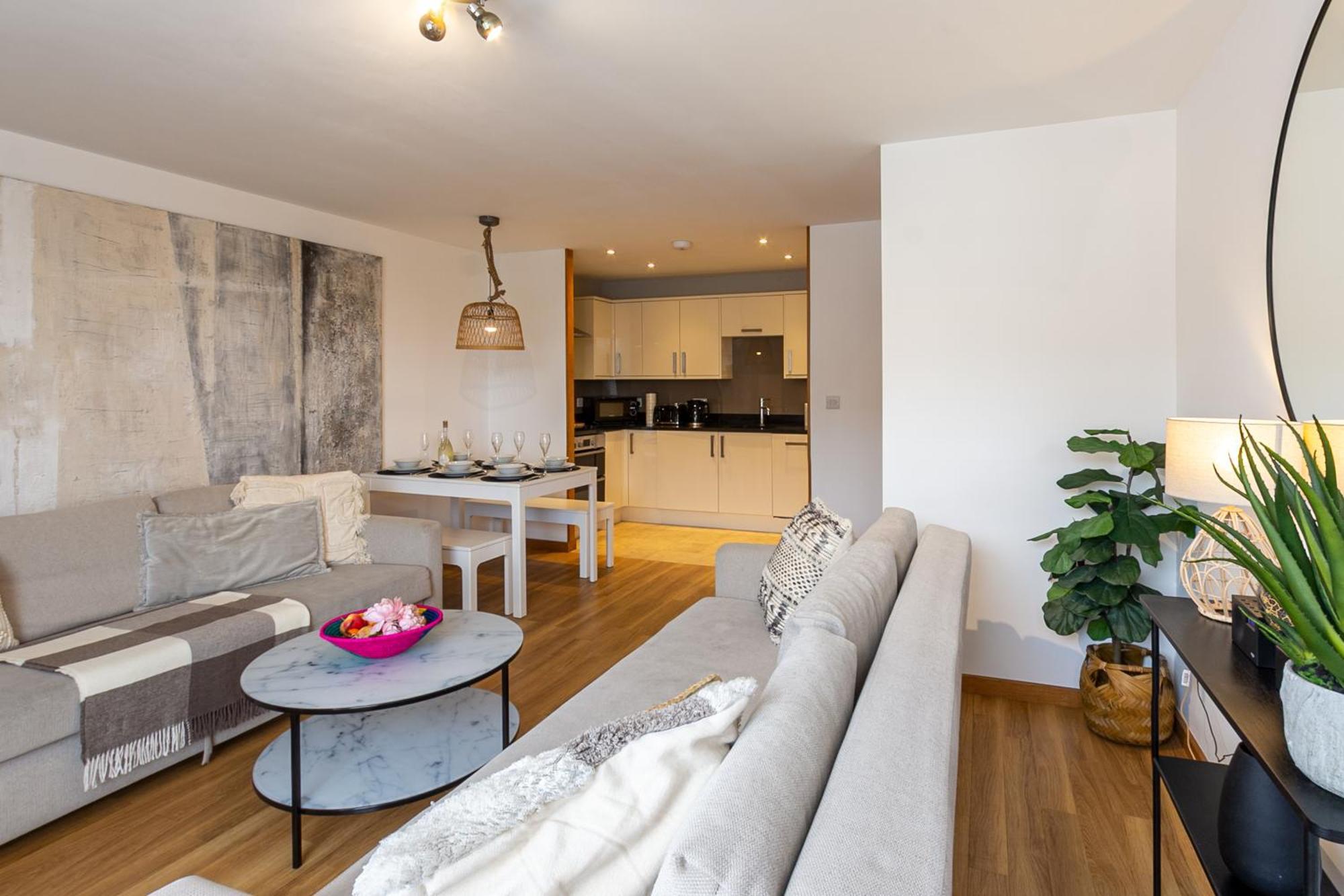 Apartment Elegance At The Lanes-3bd