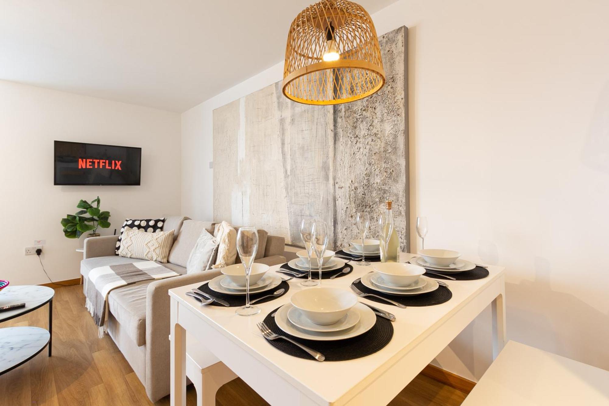 Elegance At The Lanes-3bd