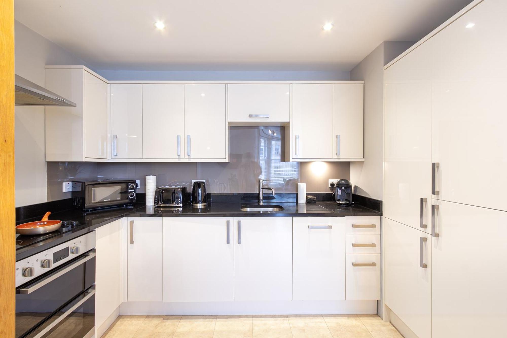 Elegance At The Lanes-3bd Apartment