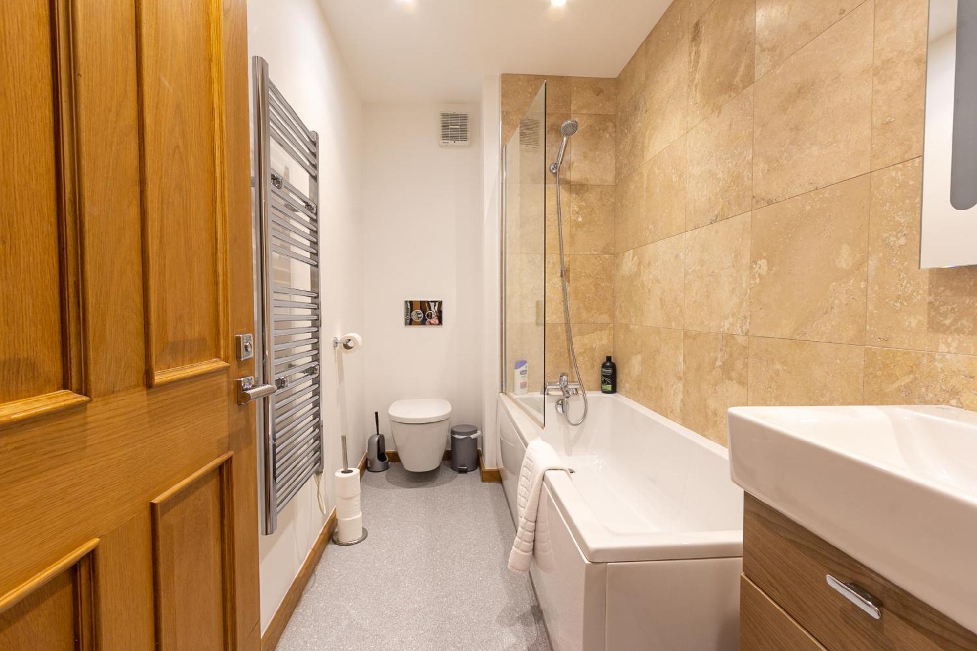 Elegance At The Lanes-3bd