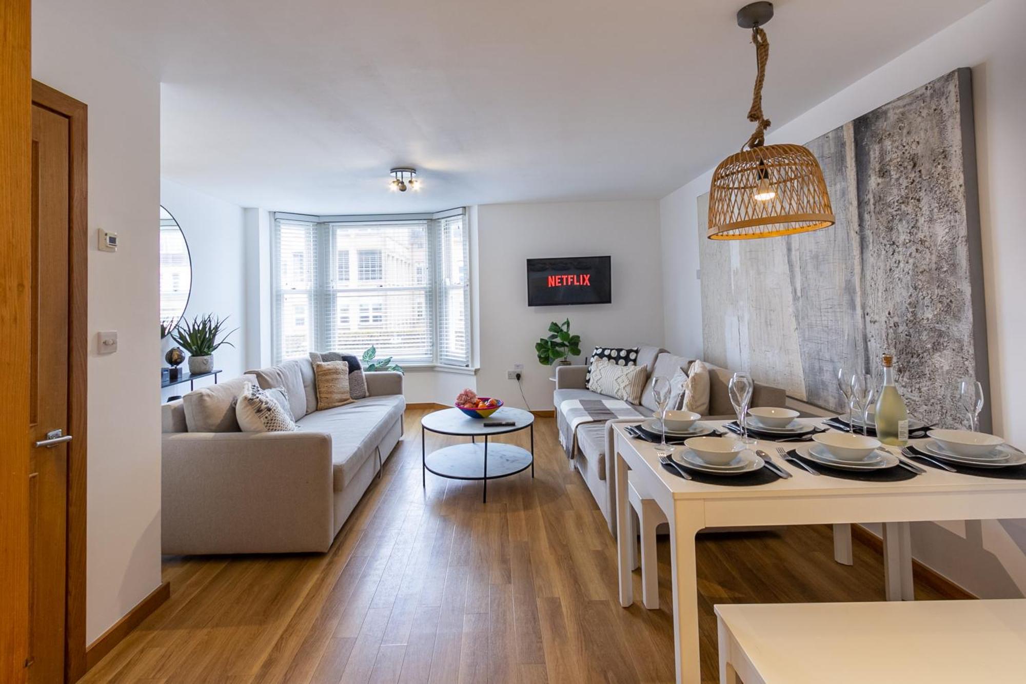 Elegance At The Lanes-3bd * Brighton